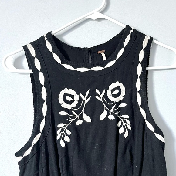 Free People “birds of a feather” embroidered black &white swing sleeveless dress - Picture 5 of 17